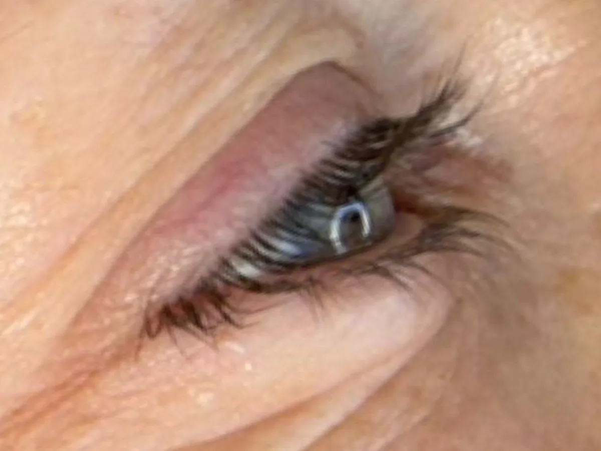 Vorher, Naturwimpern vor dem Lifting